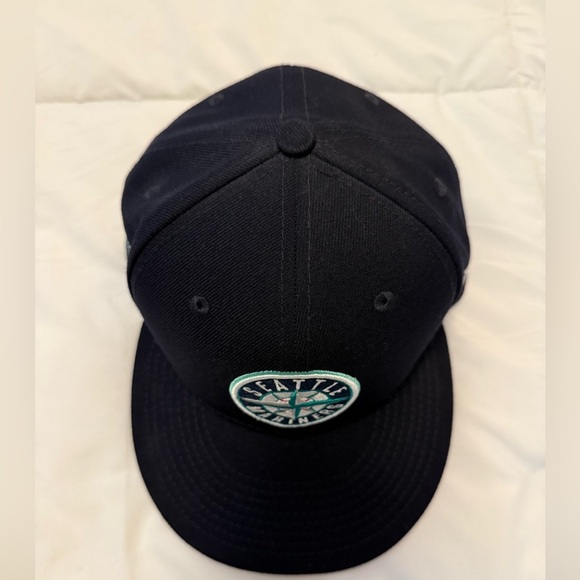 Seattle Mariners New Era Teal and Black hat 59fifty 7 1/8 - Picture 7 of 8